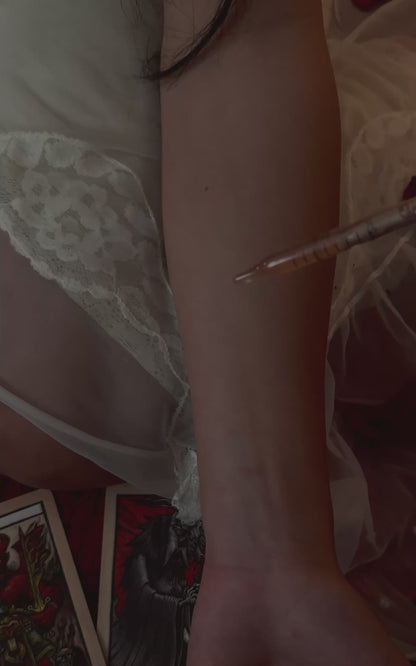 Succubus Bite Oil